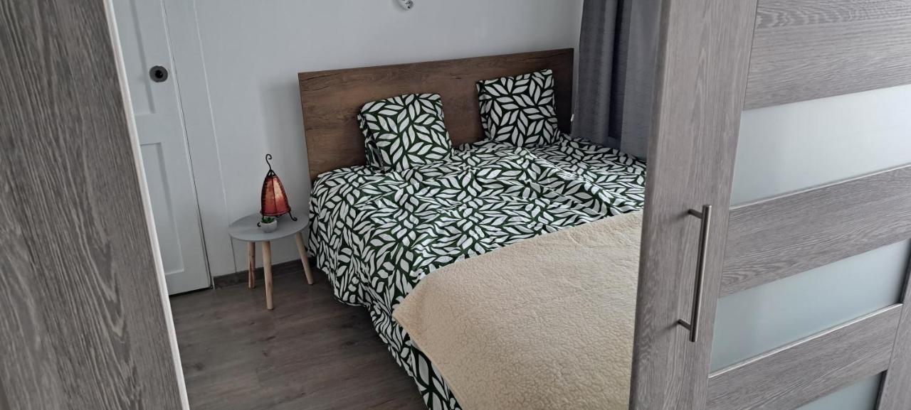 Апартаменты Napraforgo Apartman Сегед Экстерьер фото